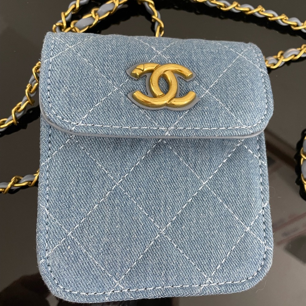CC makeup line gift bag - Picture 2 of 9